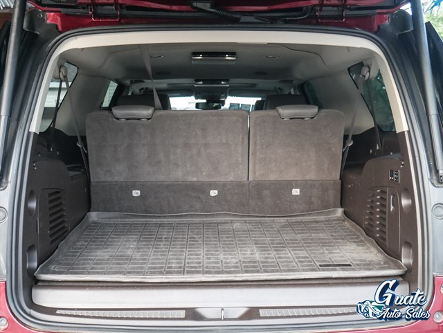 GMC Yukon XL photo 14