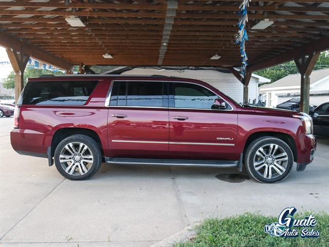 GMC Yukon XL photo 16