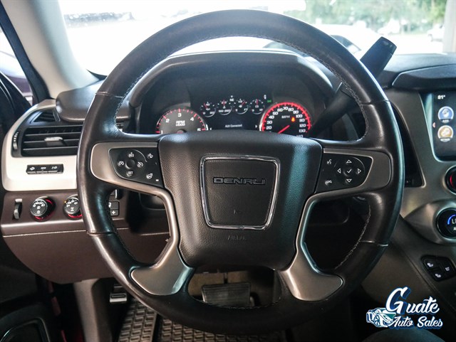 GMC Yukon XL photo 7