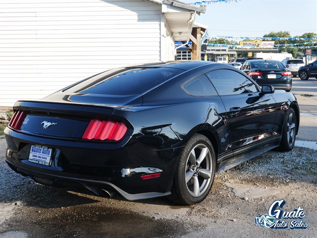 Ford Mustang photo 10
