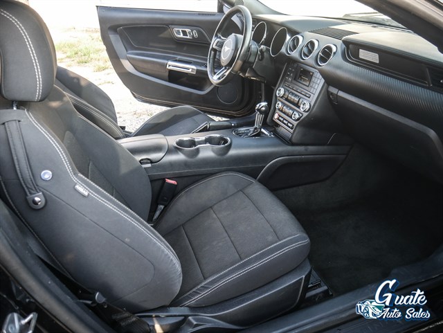 Ford Mustang photo 12