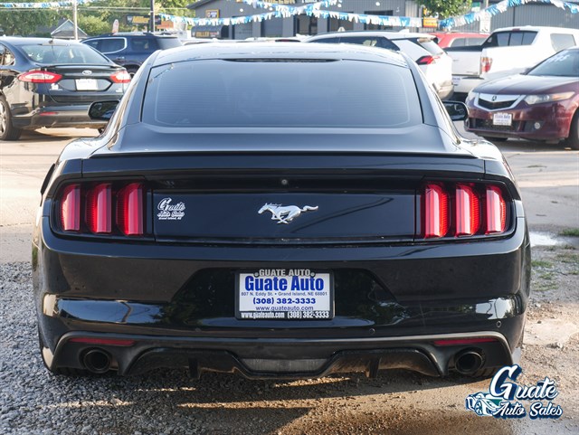 Ford Mustang photo 9