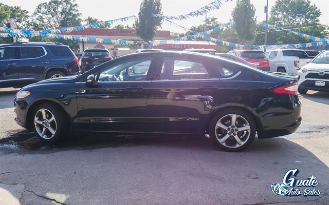 Ford Fusion photo 3
