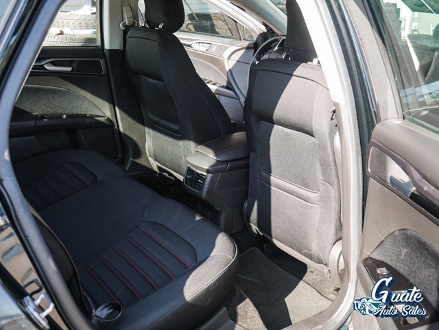 Ford Fusion photo 13