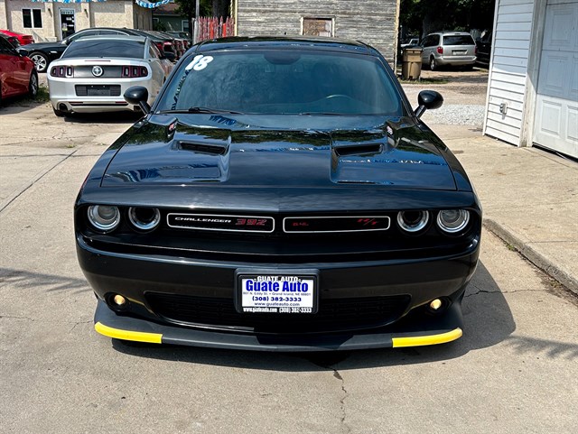 Dodge Challenger photo 3