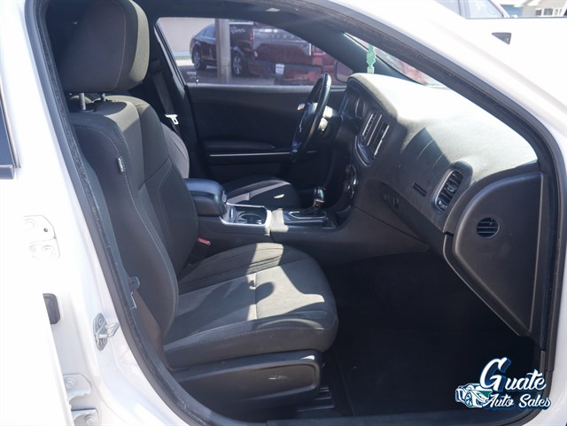 Dodge Charger photo 15