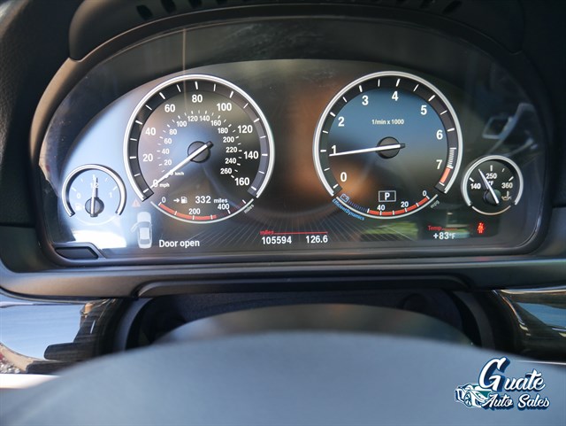 BMW 5 Series photo 5