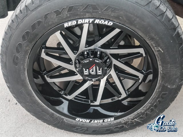 GMC Sierra photo 15