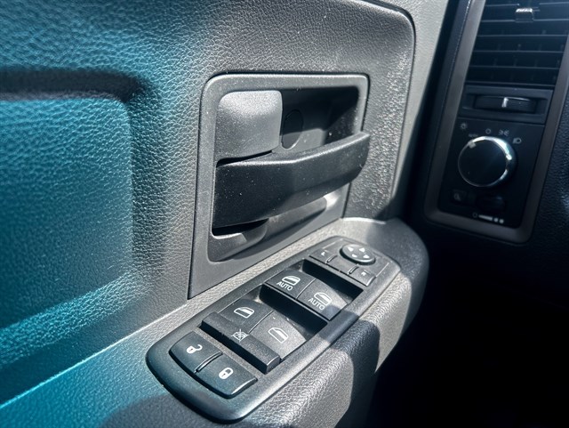 Ram 1500 photo 8