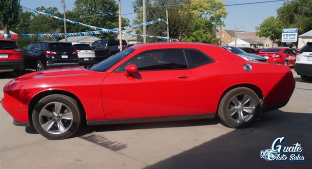 Dodge Challenger photo 4
