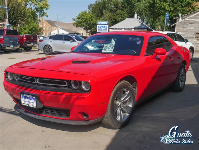 Dodge Challenger photo 3