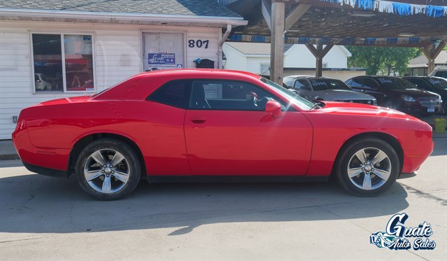 Dodge Challenger photo 13
