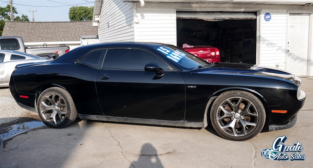 Dodge Challenger photo 11