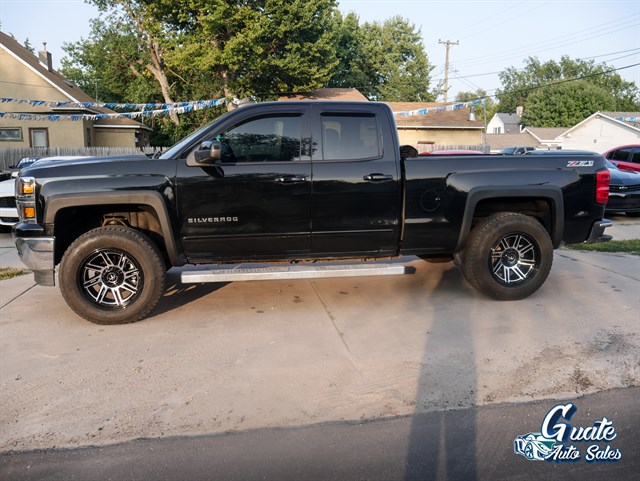 Chevrolet Silverado photo 5