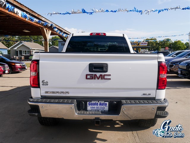 GMC Sierra photo 9