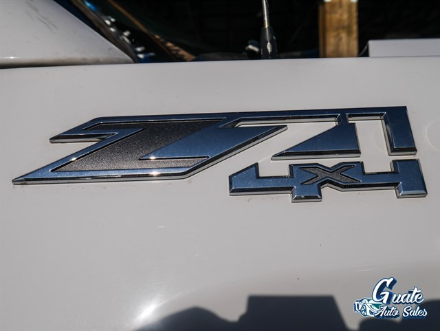 GMC Sierra photo 12