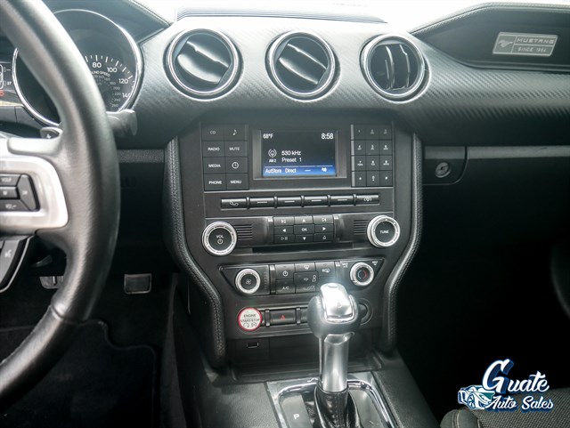 Ford Mustang photo 8