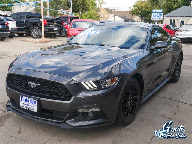 Ford Mustang photo 3