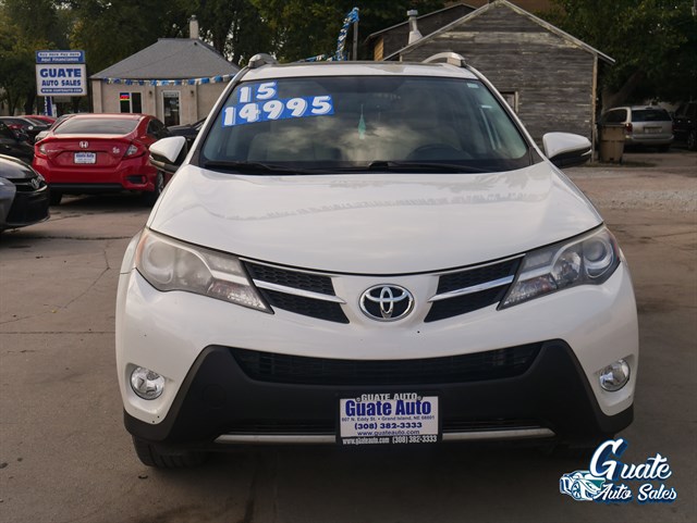 Toyota RAV4 photo 2