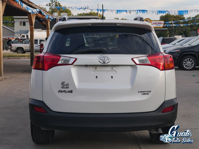 Toyota RAV4 photo 9