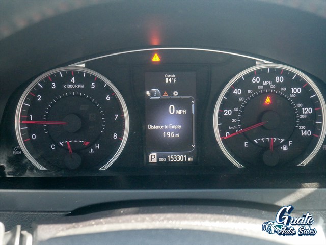 Toyota Camry photo 6