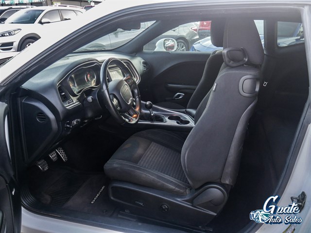 Dodge Challenger photo 5