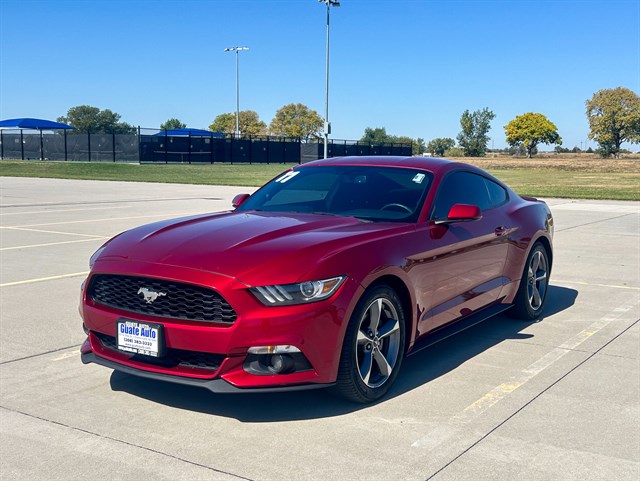 Ford Mustang photo 3