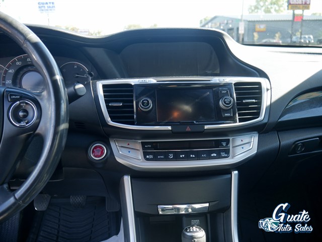 Honda Accord photo 6