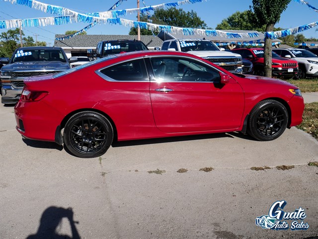 Honda Accord photo 12