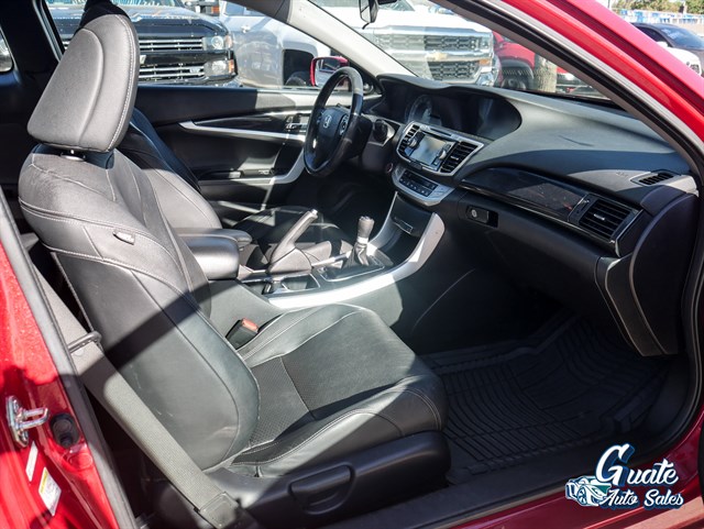 Honda Accord photo 13