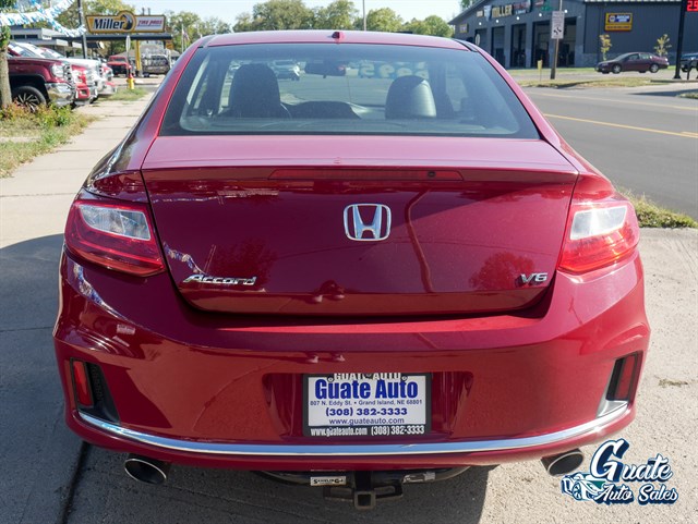 Honda Accord photo 10
