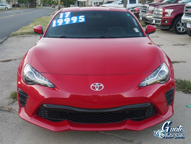 Toyota 86 photo 2