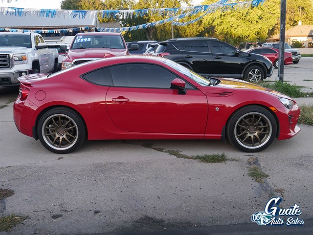 Toyota 86 photo 13