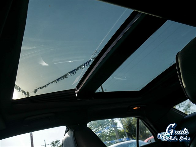Chrysler 300 photo 9
