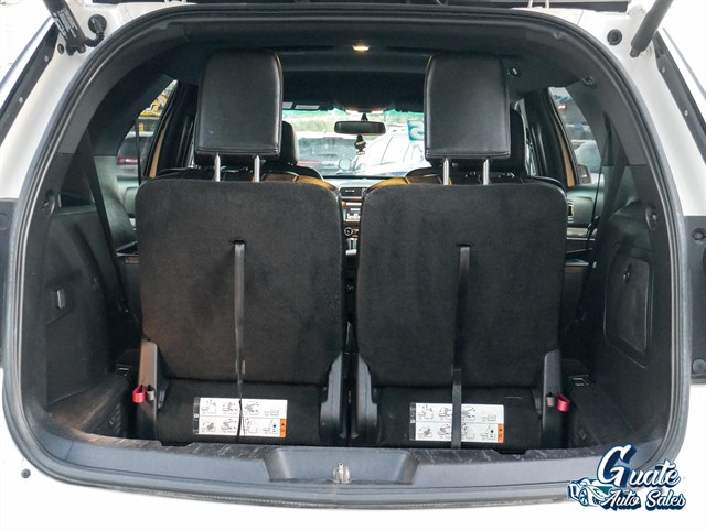 Ford Explorer photo 13