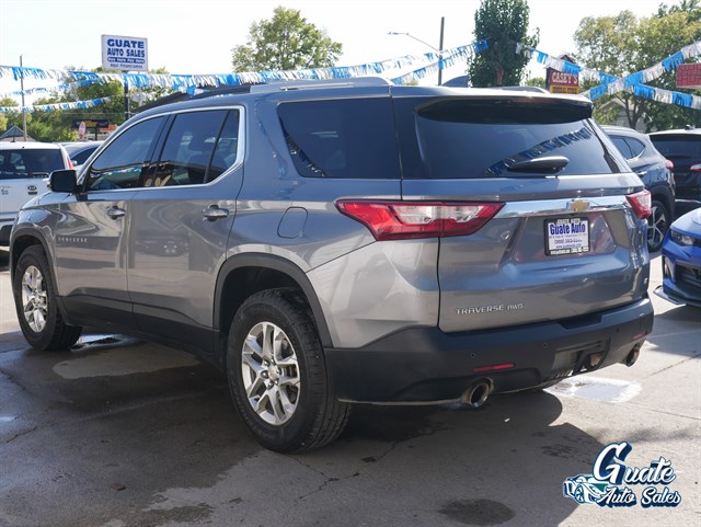Chevrolet Traverse photo 11