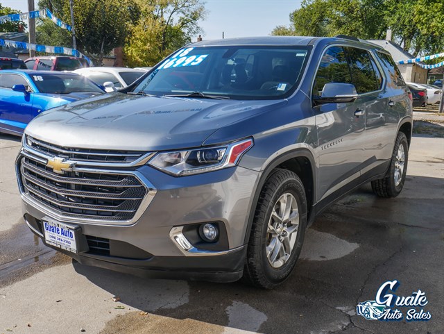 Chevrolet Traverse photo 3