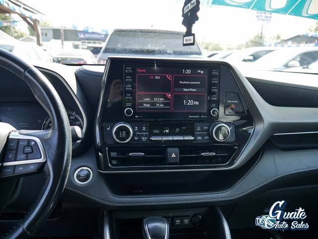 Toyota Highlander photo 8