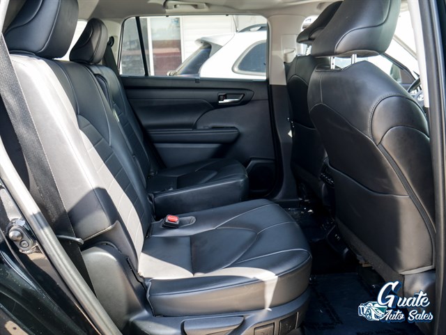 Toyota Highlander photo 17