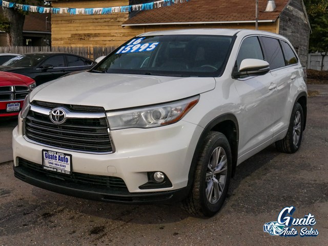 Toyota Highlander photo 3