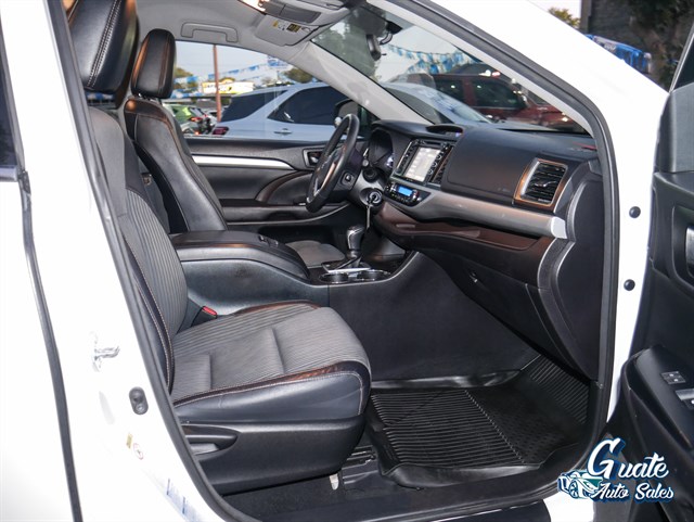 Toyota Highlander photo 16