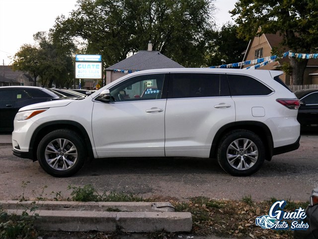 Toyota Highlander photo 4
