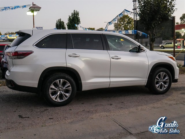 Toyota Highlander photo 14