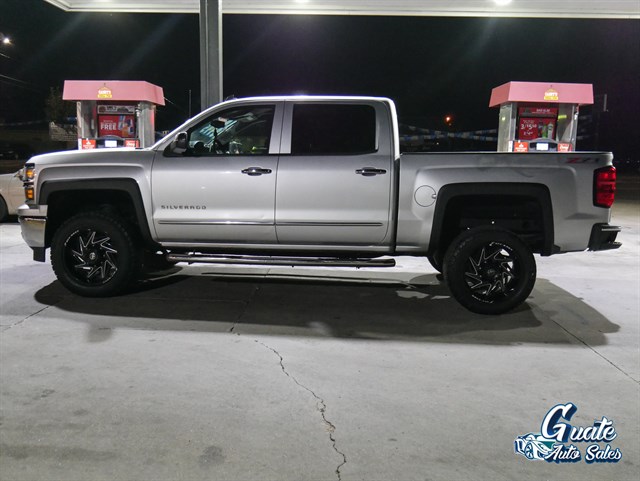 Chevrolet Silverado photo 4