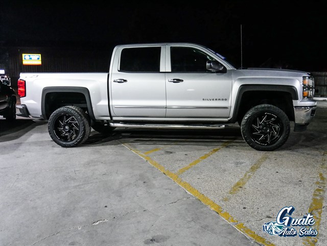Chevrolet Silverado photo 13