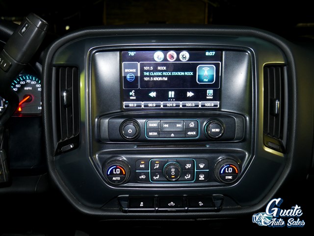 Chevrolet Silverado photo 8