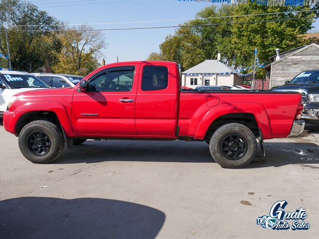 Toyota Tacoma photo 4