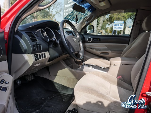 Toyota Tacoma photo 5