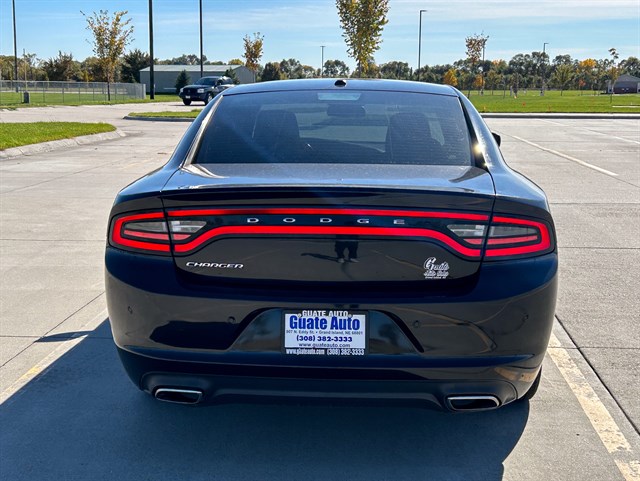 Dodge Charger photo 6