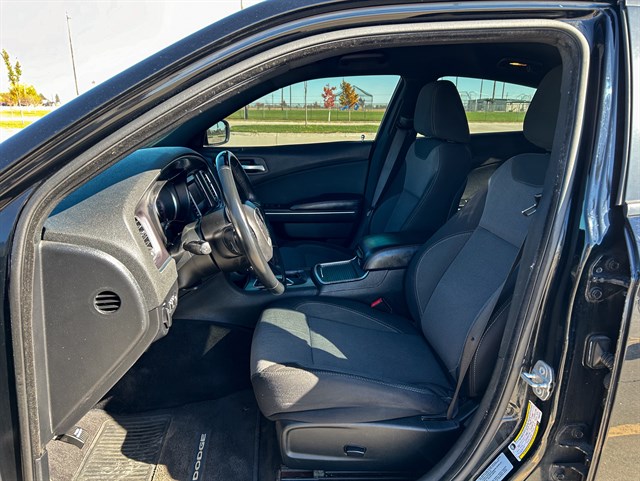 Dodge Charger photo 14
